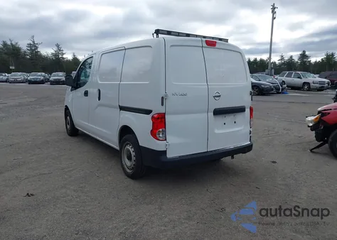 2015 Nissan Nv200 S из США, поврежденный, VIN 3N6CM0KN5FK697321
